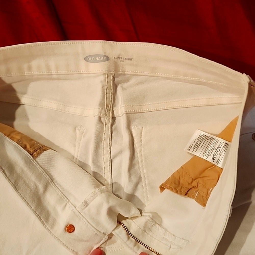 Jeans - Picture 2 of 4